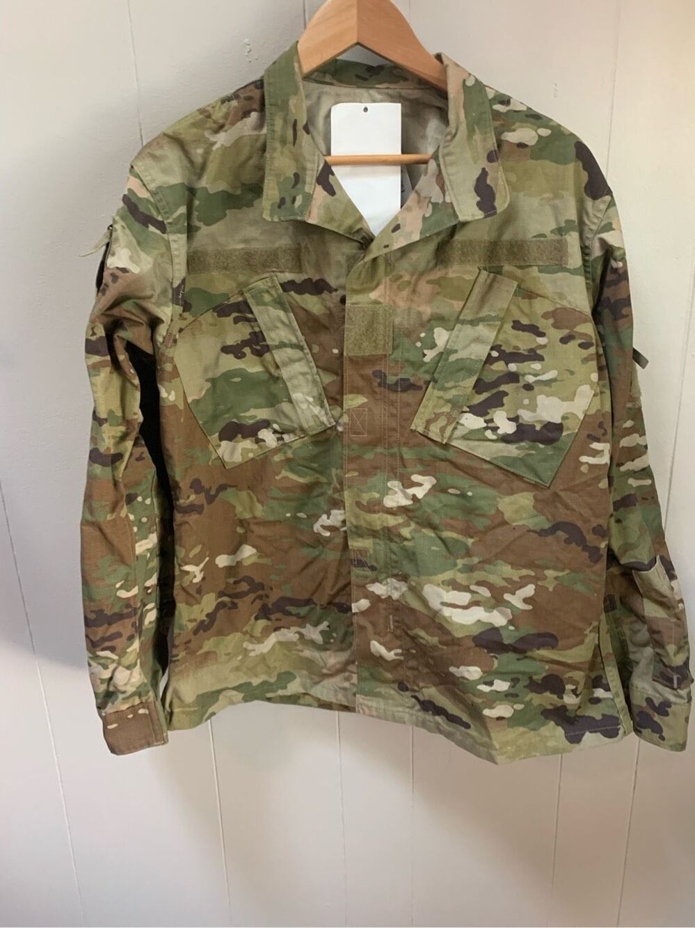 US Army issue camo coat Shirt Army Combat Uniform